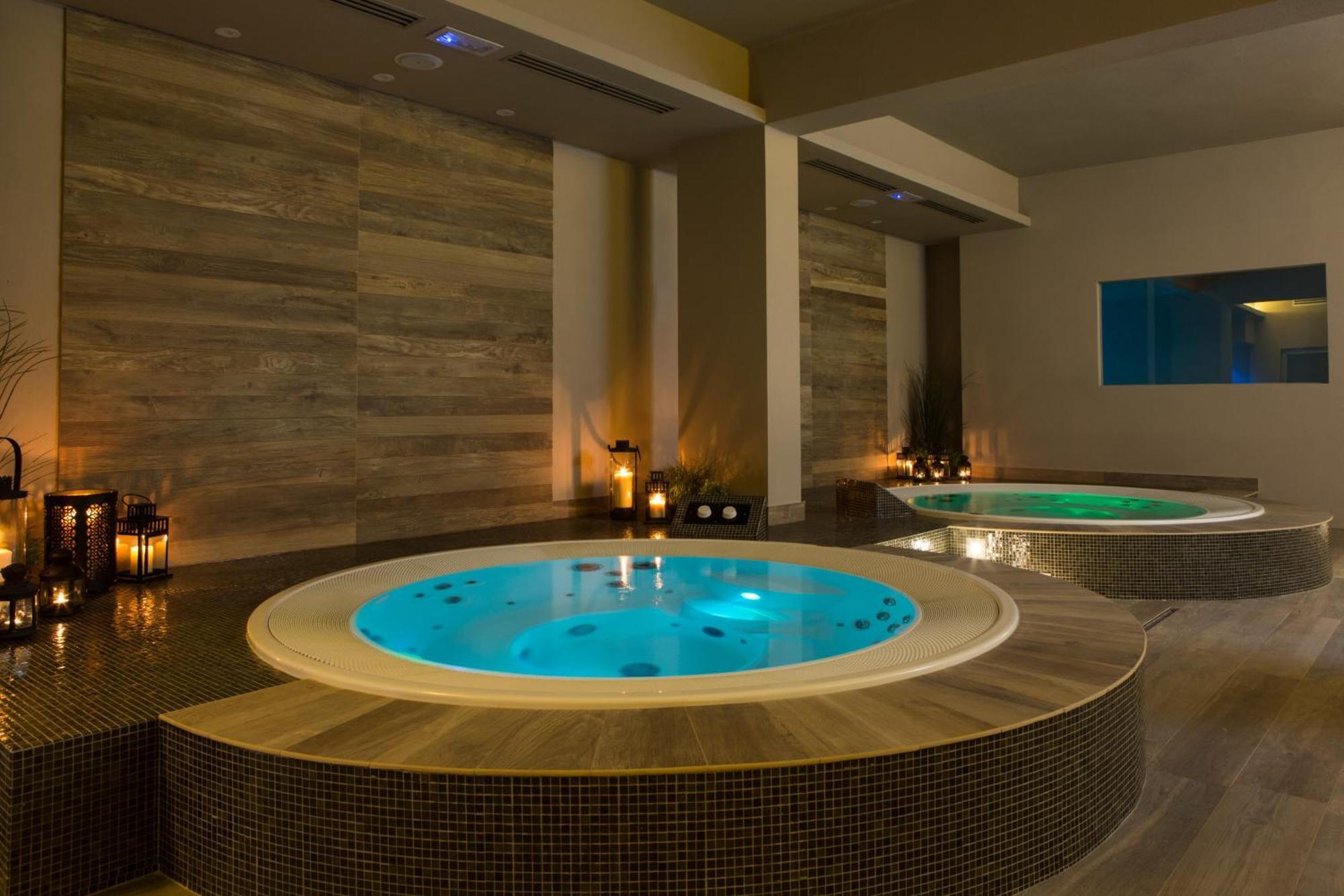 Hotel Casali Чезена Экстерьер фото